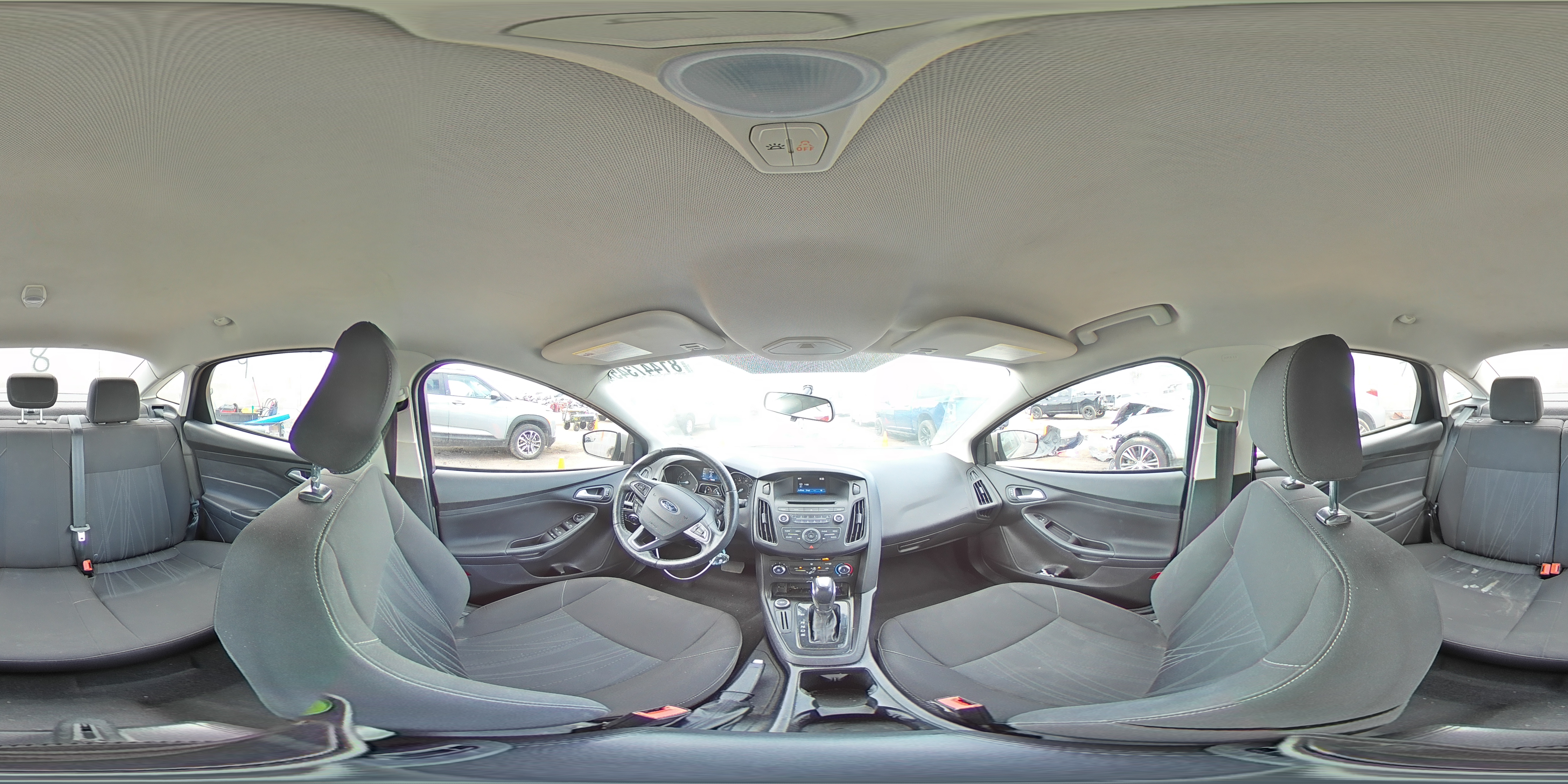 2015 Ford Focus Se VIN: 1FADP3F27FL220563 Lot: 81447345