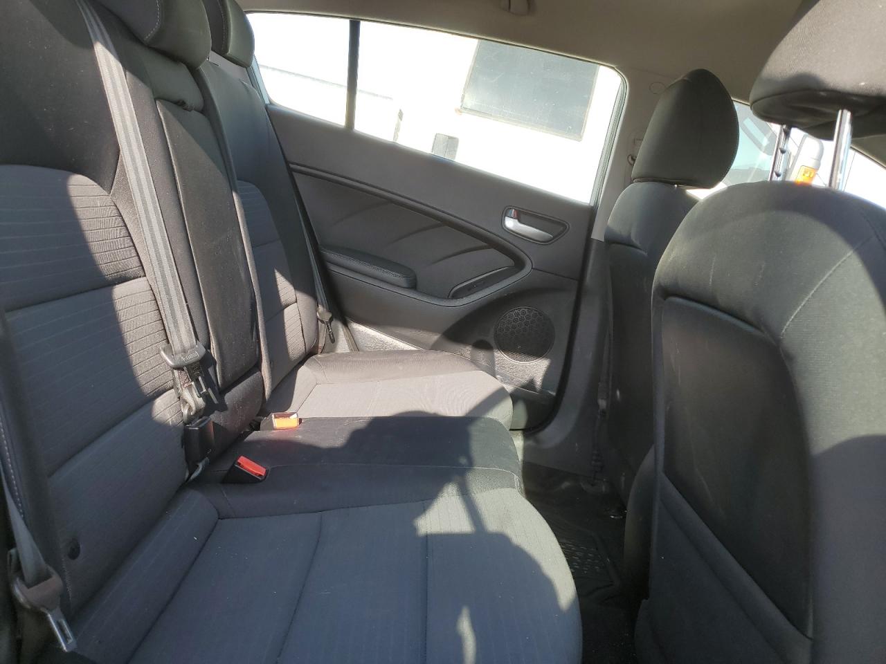 2018 Kia Forte Lx VIN: KNAFK5A82J5745257 Lot: 80060525