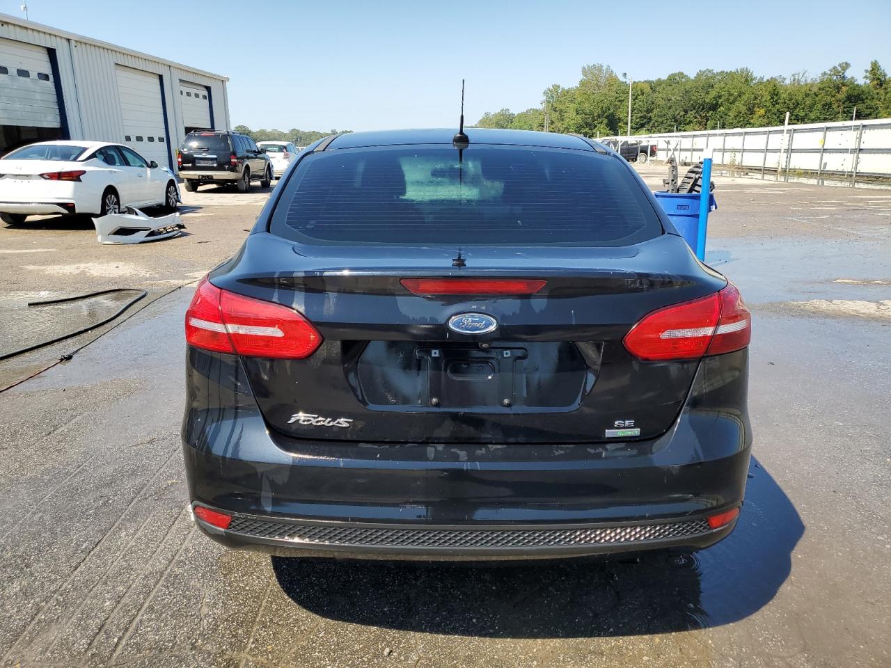 2018 Ford Focus Se VIN: 1FADP3FE9JL239196 Lot: 80323465