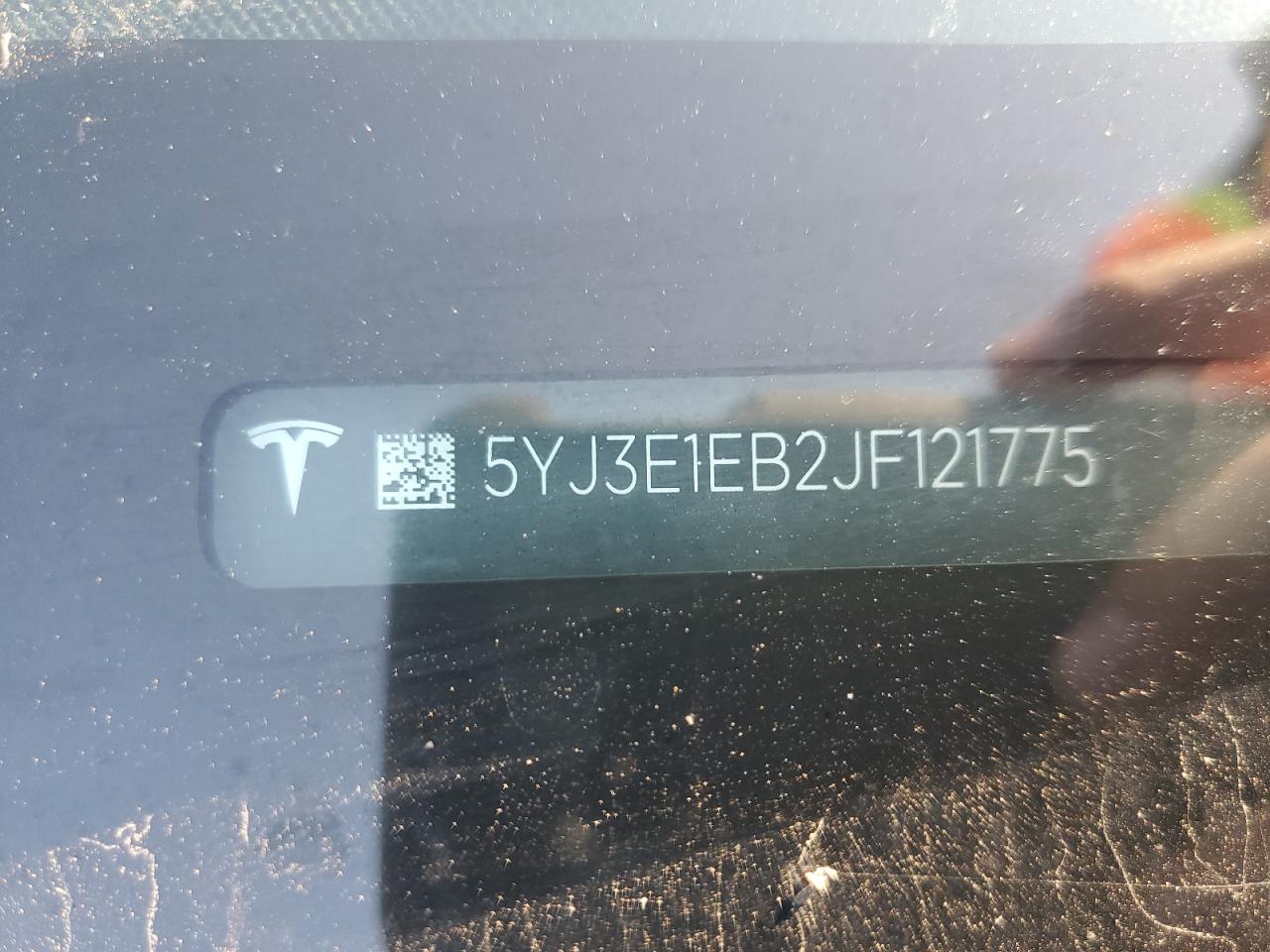 2018 Tesla Model 3 VIN: 5YJ3E1EB2JF121775 Lot: 71666205