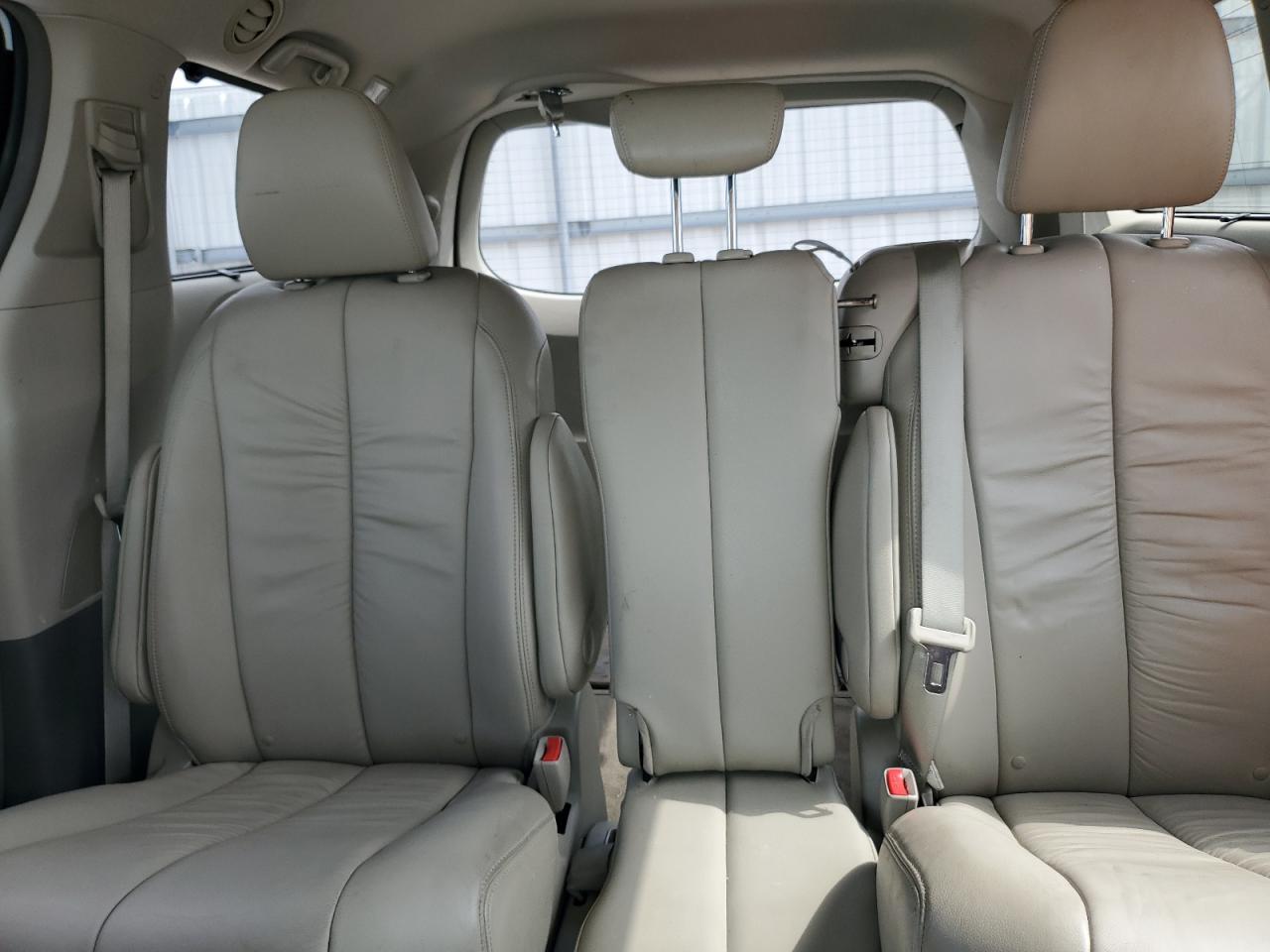 2012 Toyota Sienna Xle VIN: 5TDYK3DC4CS222903 Lot: 81548725