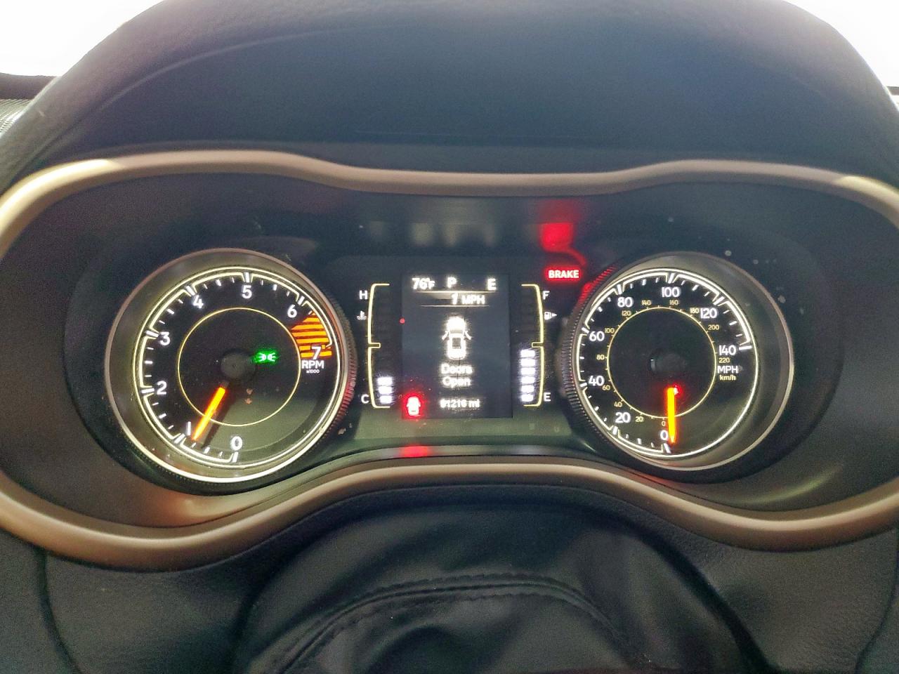 2017 Jeep Cherokee Latitude VIN: 1C4PJLCB7HW586425 Lot: 80880095