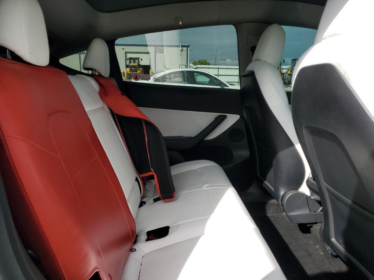 2021 Tesla Model Y VIN: 5YJYGDEE9MF189829 Lot: 83957105