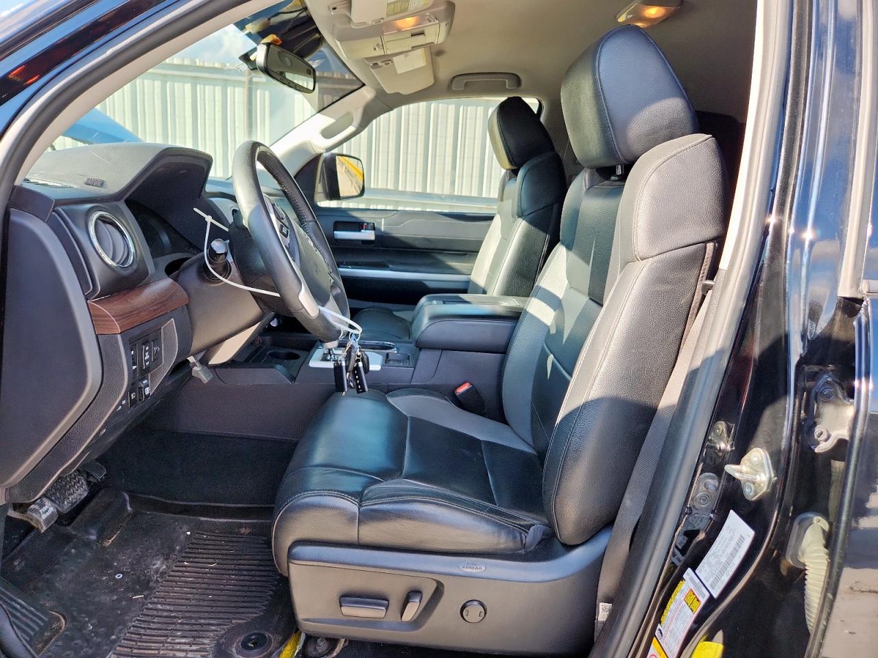 2018 Toyota Tundra Double Cab Limited VIN: 5TFBW5F15JX693080 Lot: 82090915