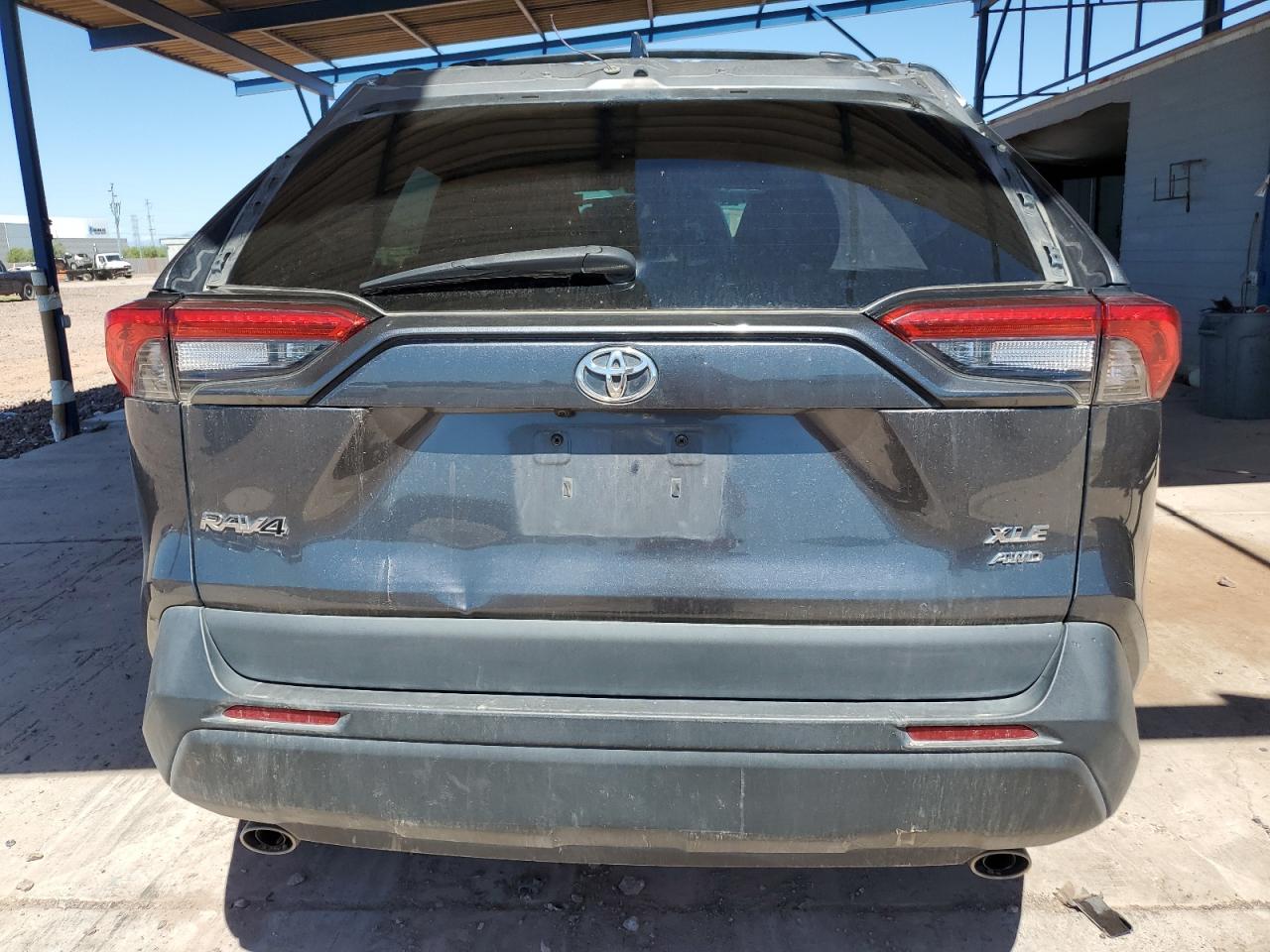2021 Toyota Rav4 Xle Premium VIN: 2T3A1RFV5MC174433 Lot: 72037575