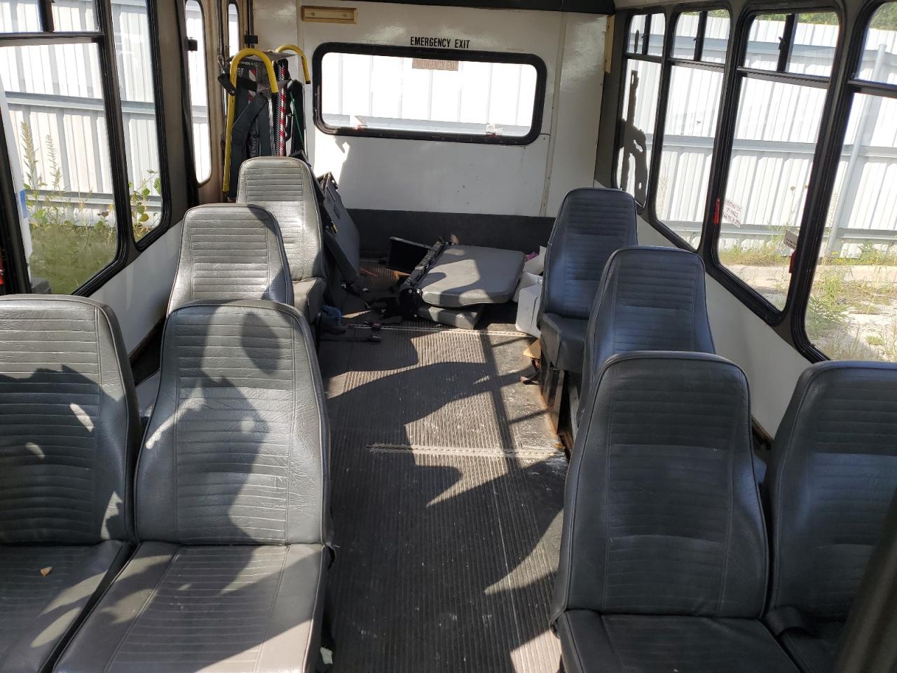 2003 Ford Econoline E450 Super Duty Cutaway Van VIN: 1FDXE45FX3HB39997 Lot: 70437695