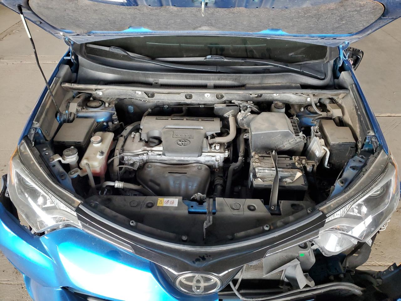 2017 Toyota Rav4 Xle VIN: JTMWFREV3HJ114064 Lot: 84014985