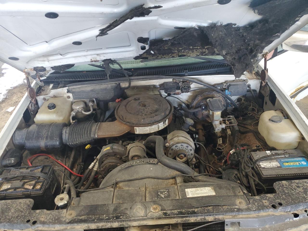 1990 Chevrolet Gmt-400 K2500 VIN: 1GCGK24K5LE142755 Lot: 80625105