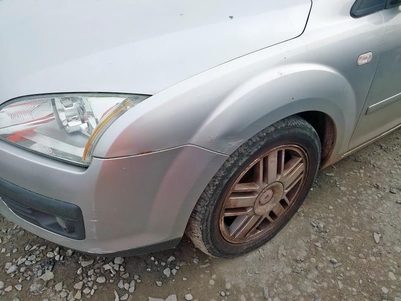 2006 FORD FOCUS GHIA AUTO 