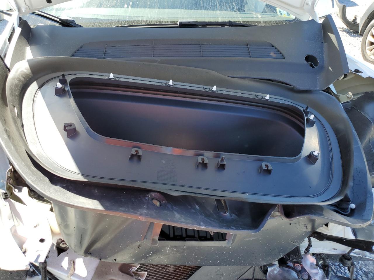 2023 Tesla Model Y VIN: 7SAYGDEE2PF683618 Lot: 84240115