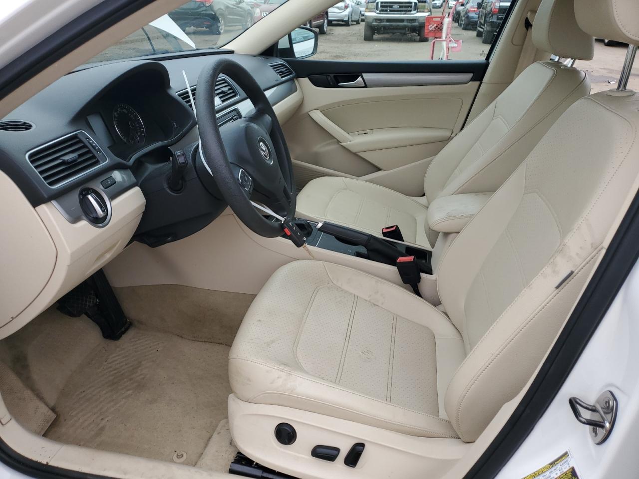 2013 Volkswagen Passat S VIN: 1VWAP7A33DC148632 Lot: 81716685