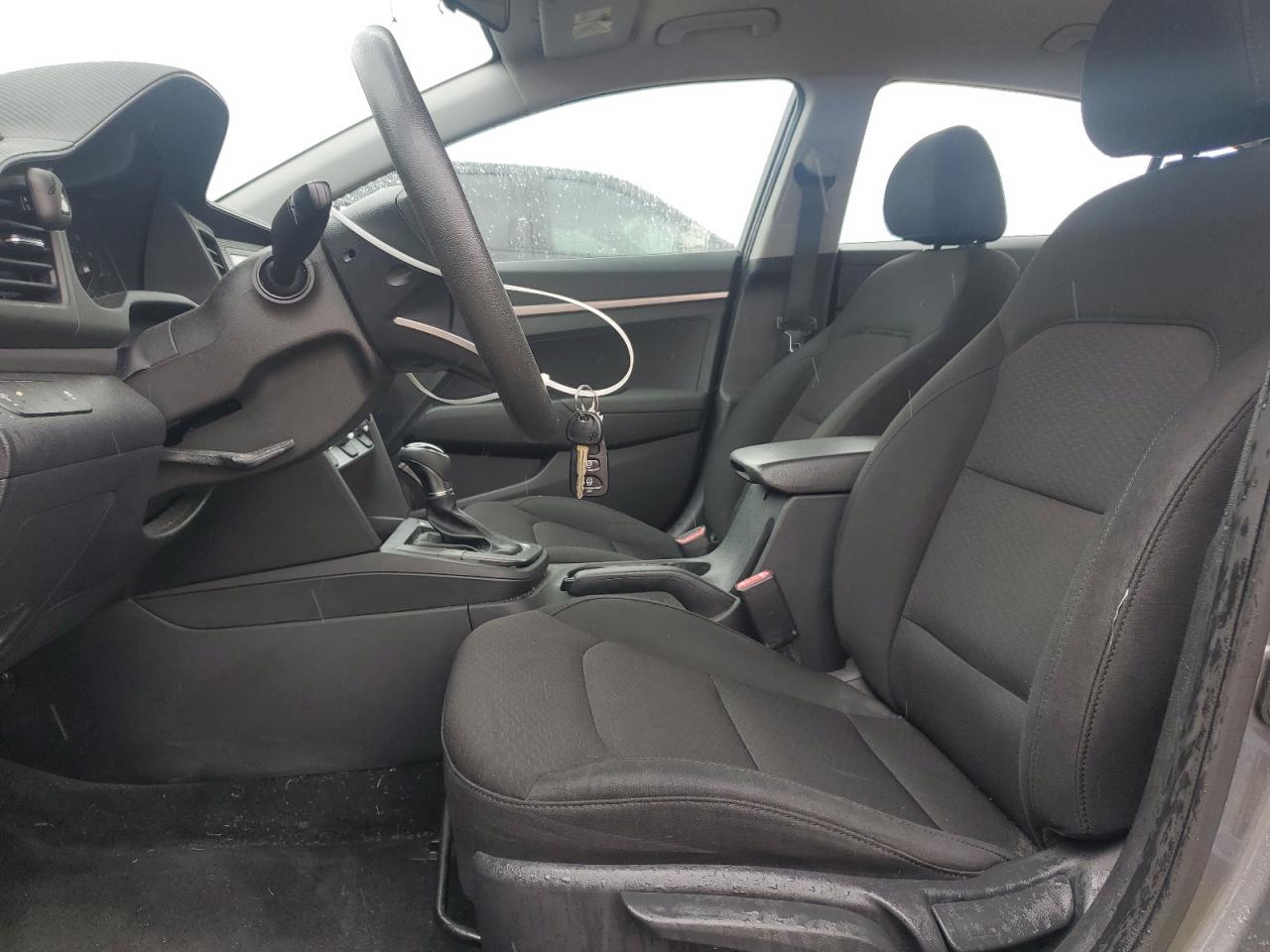 2019 Hyundai Elantra Se VIN: 5NPD74LFXKH488724 Lot: 84630175