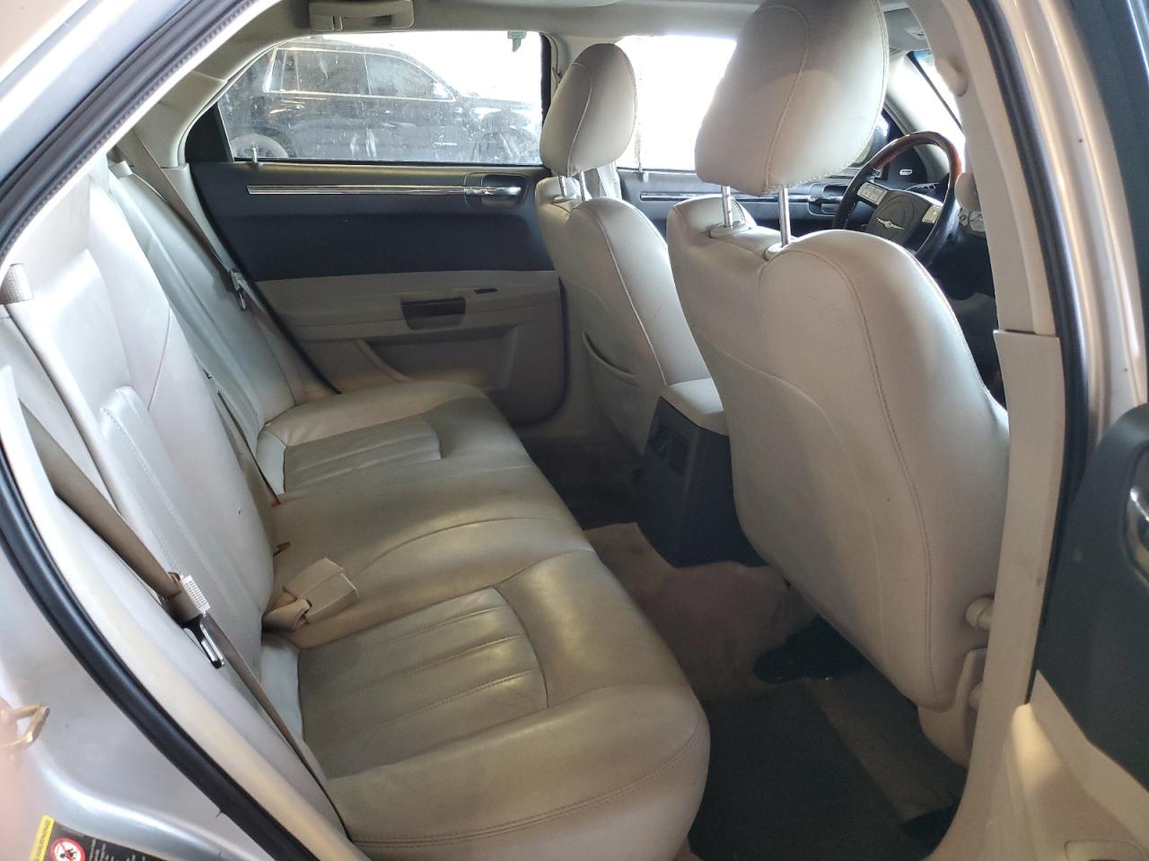 2005 Chrysler 300C VIN: 2C3AK63H65H638909 Lot: 81298895