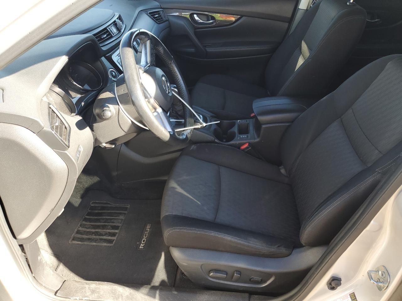 2019 Nissan Rogue S VIN: JN8AT2MV2KW385384 Lot: 80916505