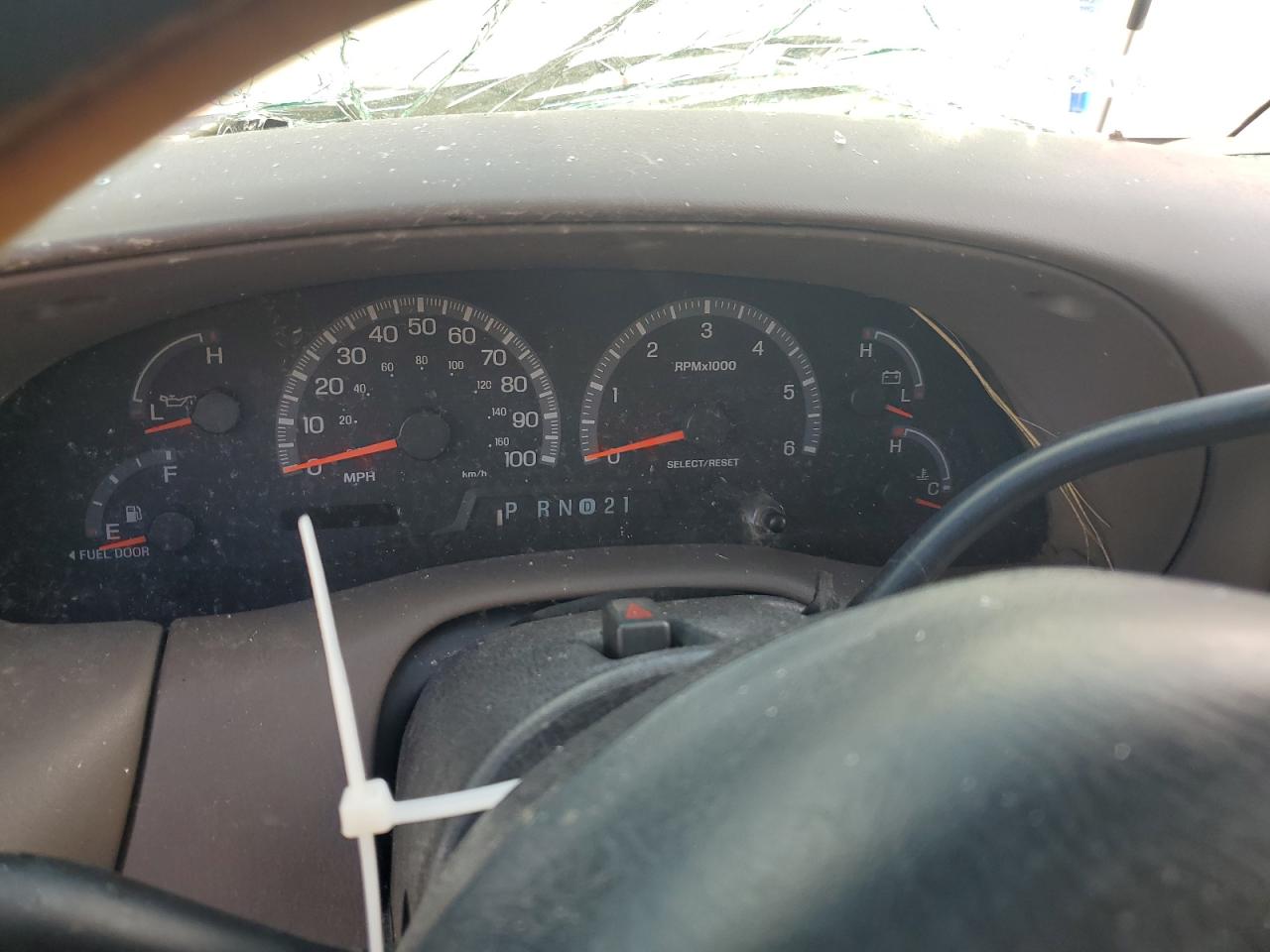 1999 Ford F150 VIN: 1FTRX17W7XNB14951 Lot: 84006255