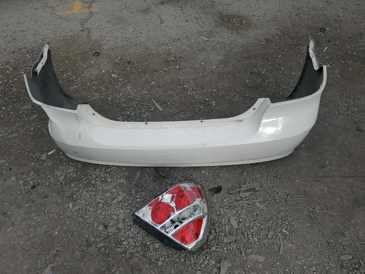 2008 Chevrolet Aveo Base VIN: KL1TD56628B250681 Lot: 81643335