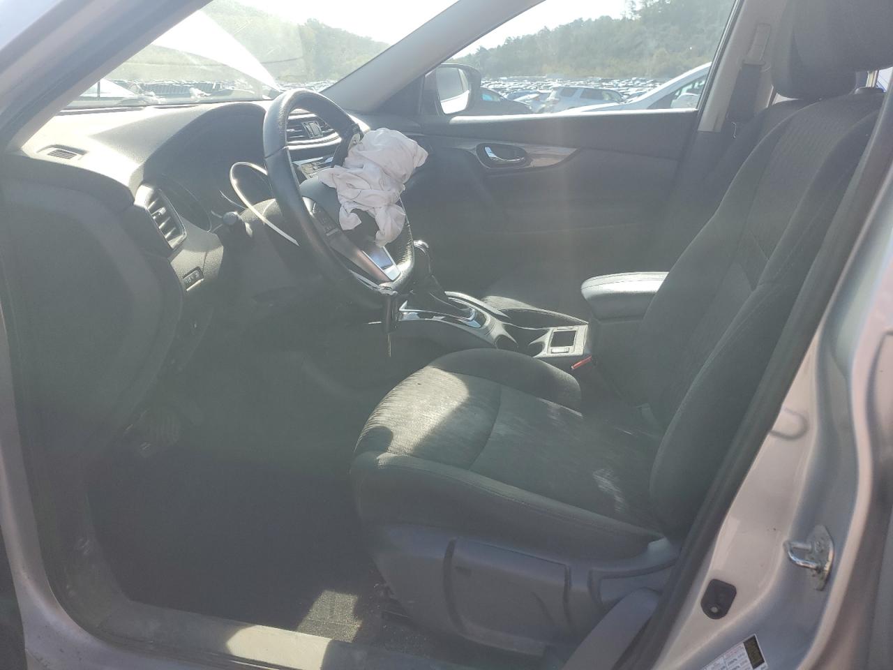 2019 Nissan Rogue S VIN: 5N1AT2MV3KC829784 Lot: 84238385