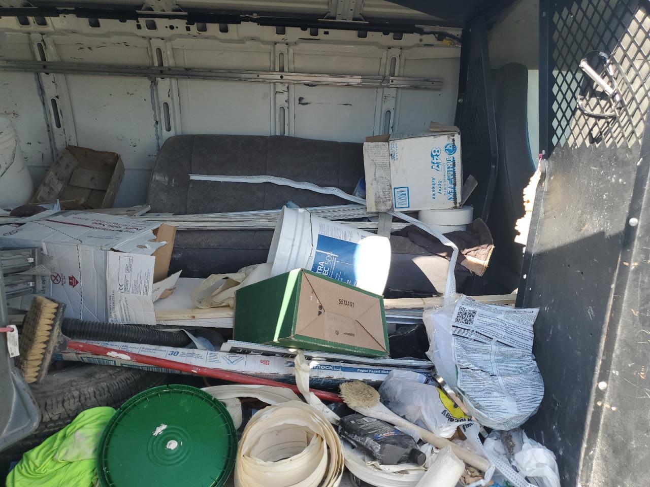 2013 Chevrolet Express G2500 VIN: 1GCWGFFAXD1110501 Lot: 84205045