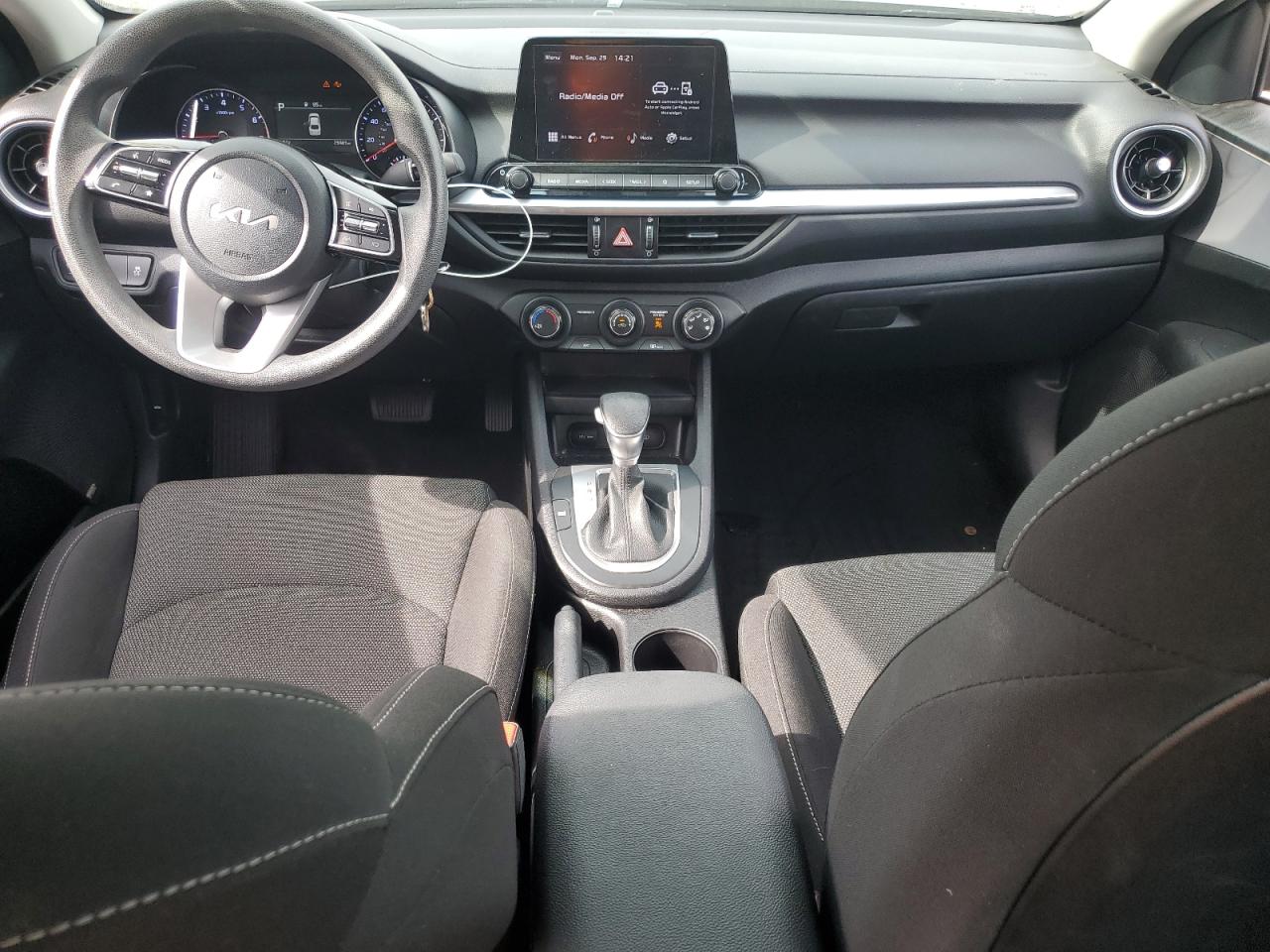 2024 Kia Forte Lx VIN: 3KPF24AD9RE764592 Lot: 84557205