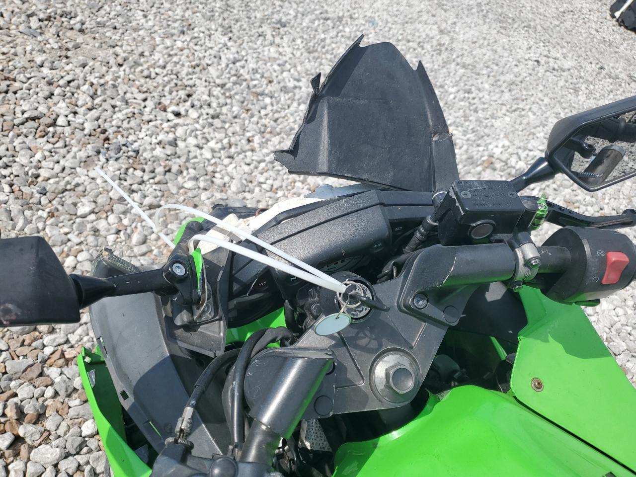 2011 Kawasaki Ex250 J VIN: JKAEXMJ17BDA78350 Lot: 81621235