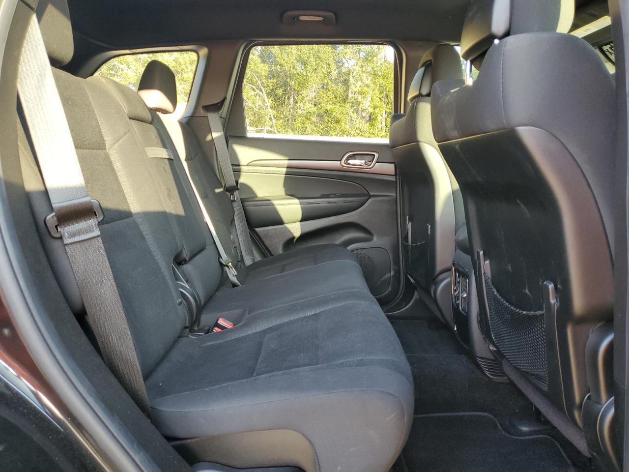 2015 Jeep Grand Cherokee Laredo VIN: 1C4RJEAG2FC707086 Lot: 84167785