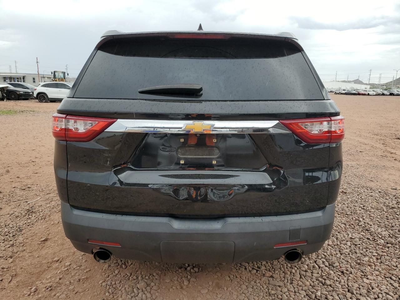 2020 Chevrolet Traverse Ls VIN: 1GNERFKW7LJ240667 Lot: 81157685