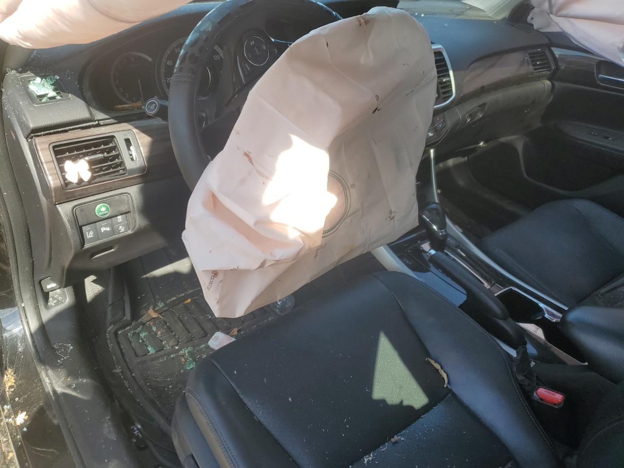 2017 Honda Accord Touring VIN: 1HGCR3F94HA003856 Lot: 82158625