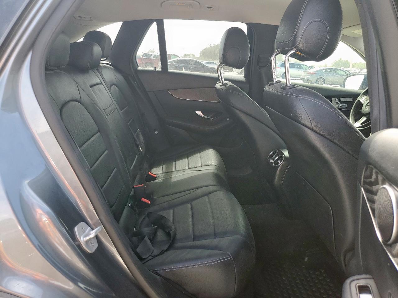 2016 Mercedes-Benz Glc 300 VIN: WDC0G4JB6GF058506 Lot: 82152015