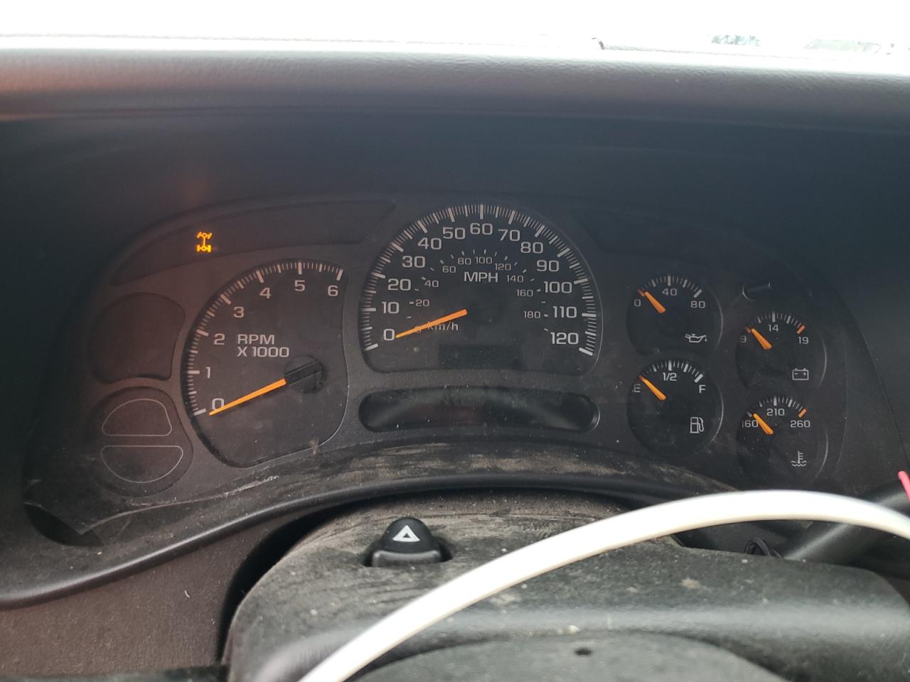 2004 GMC Yukon VIN: 1GKEC13V44R117807 Lot: 81279225