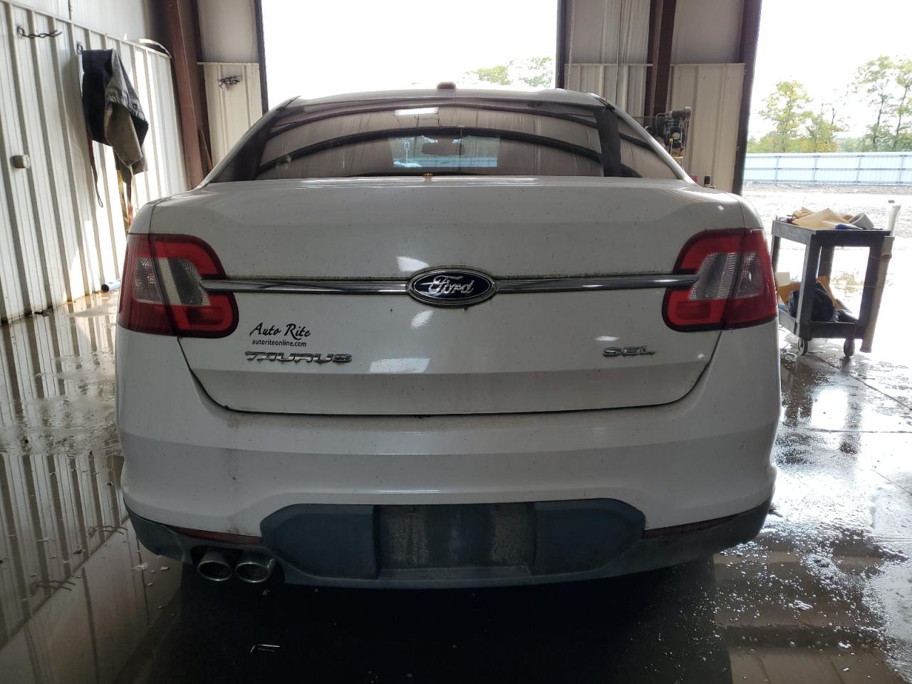 2011 Ford Taurus Sel VIN: 1FAHP2EW1BG121532 Lot: 71833435