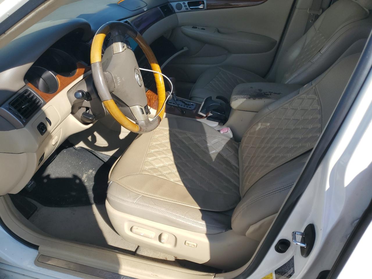 2005 Lexus Es 330 VIN: JTHBA30G355085686 Lot: 84038885
