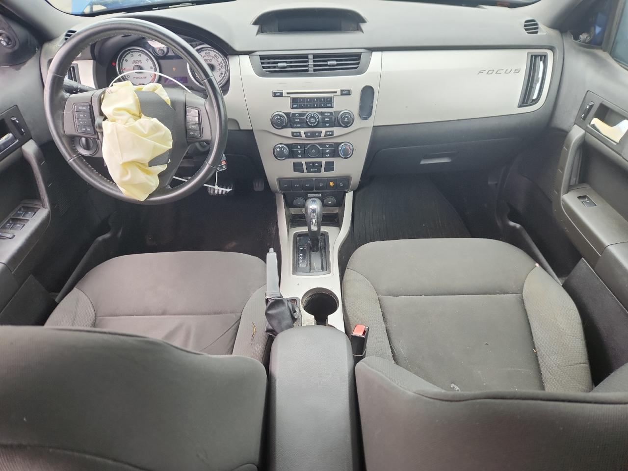 2008 Ford Focus Se VIN: 1FAHP35N68W273317 Lot: 71839345