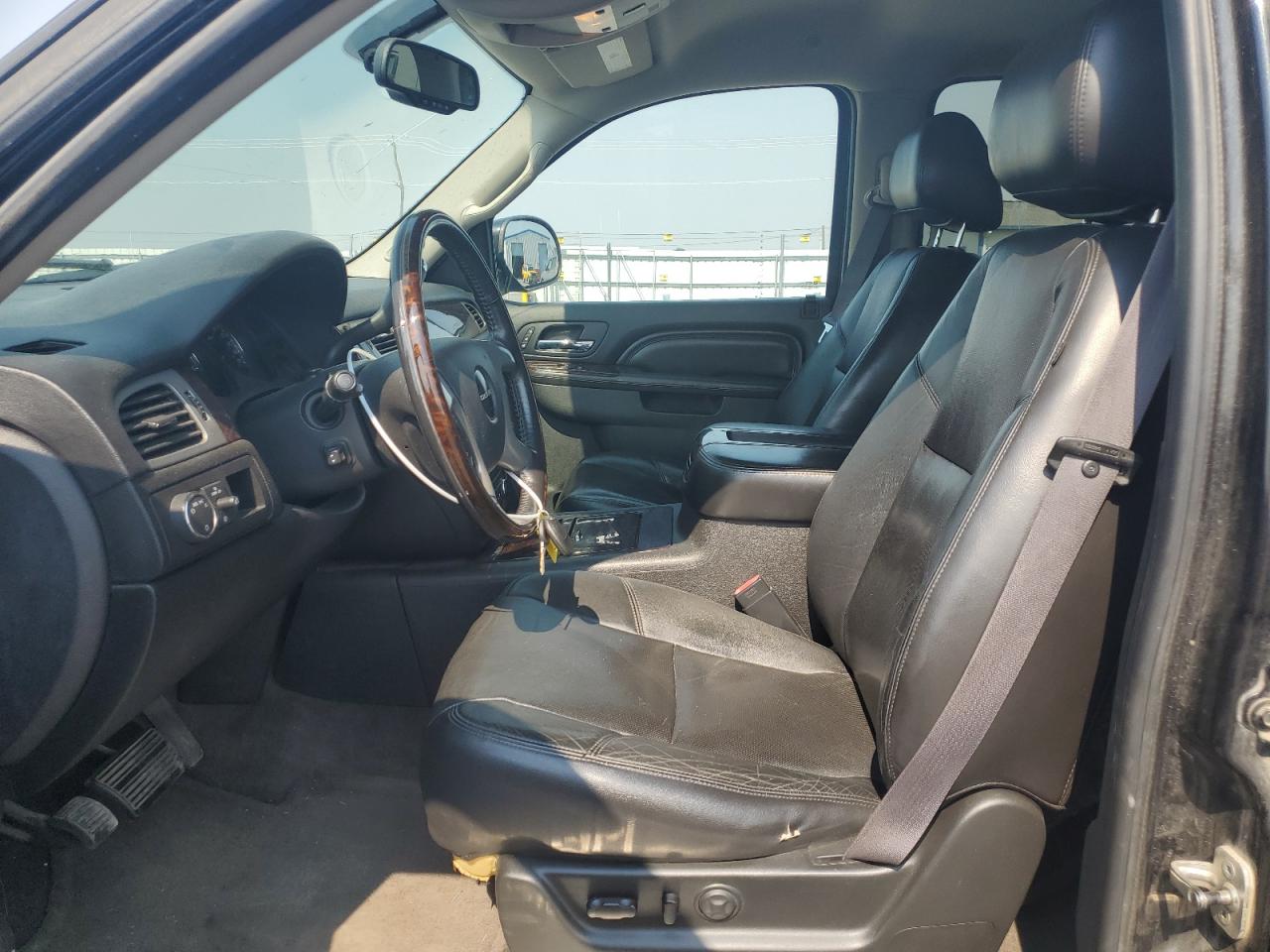 2011 GMC Yukon Xl Denali VIN: 1GKS2MEF1BR261776 Lot: 71032275