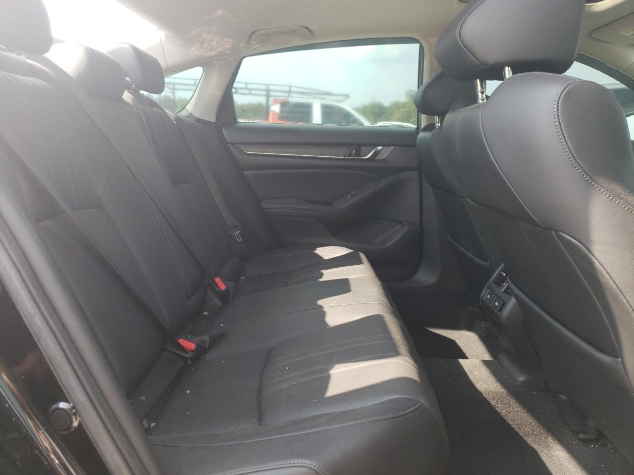 2022 Honda Accord Touring VIN: 1HGCV2F98NA008186 Lot: 81028375