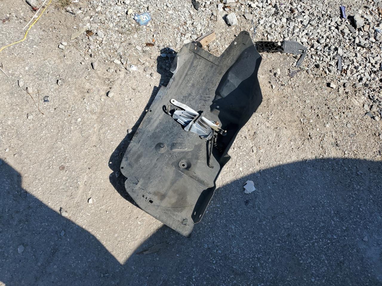 2013 Chrysler 200 Lx VIN: 1C3CCBABXDN704929 Lot: 81634545