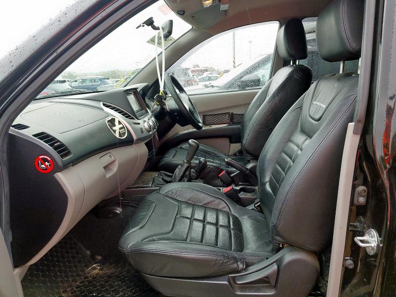 2011 MITSUBISHI L200 BARB LB DCB DI-D 4X4 