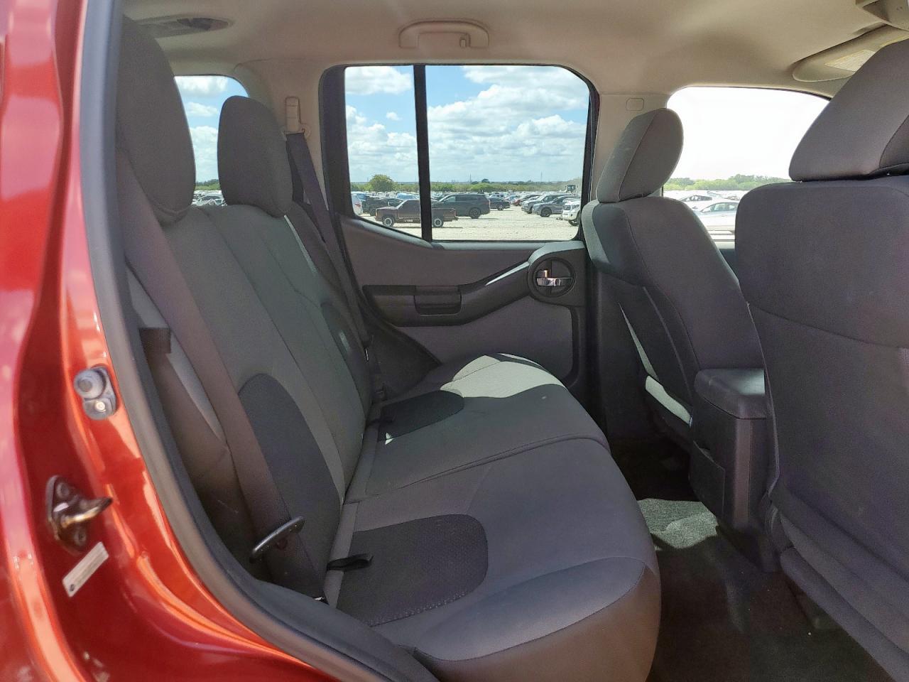 2015 Nissan Xterra X VIN: 5N1AN0NU8FN658318 Lot: 80641495