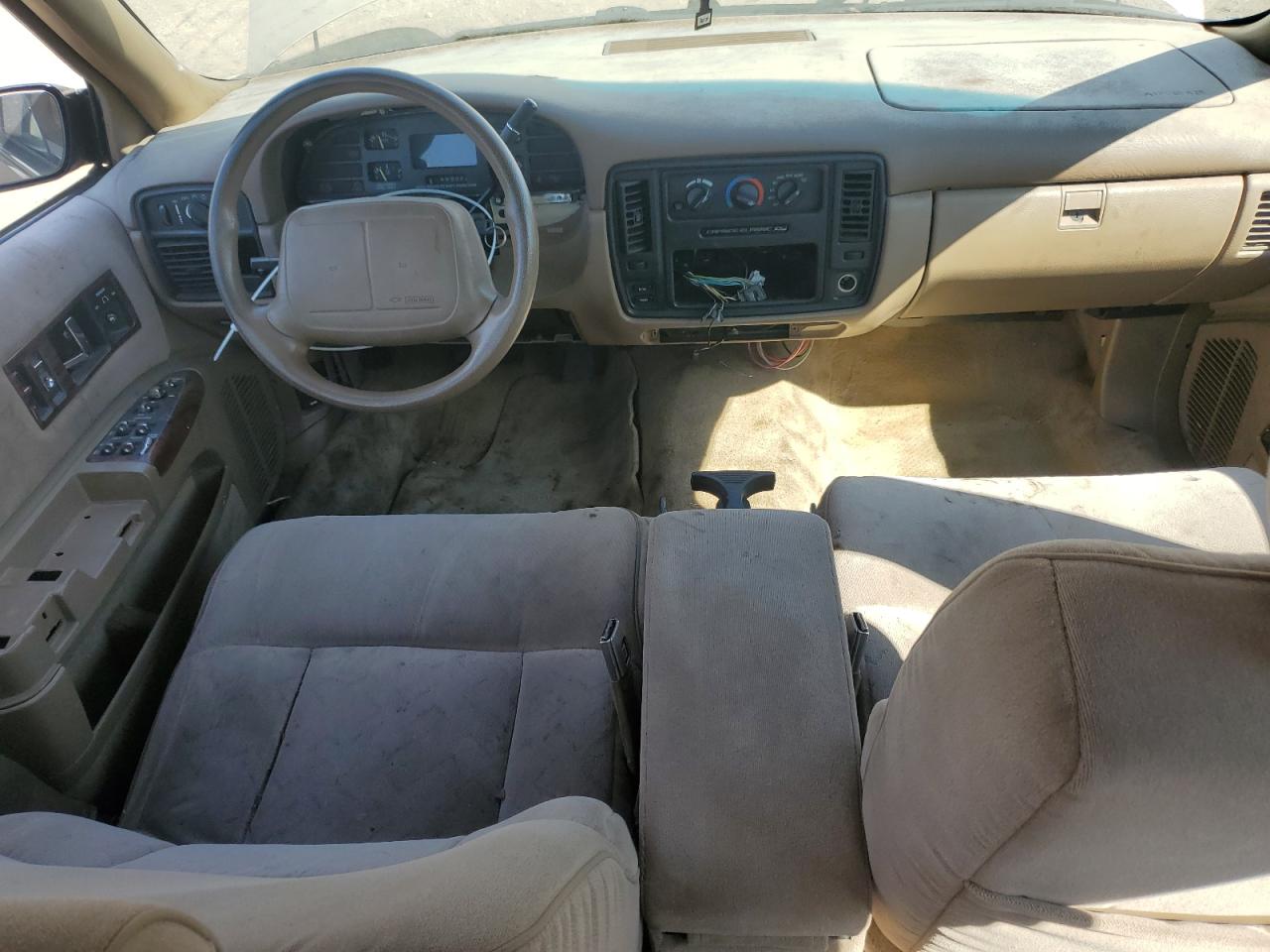 1996 Chevrolet Caprice Classic VIN: 1G1BL52W0TR119710 Lot: 72056655