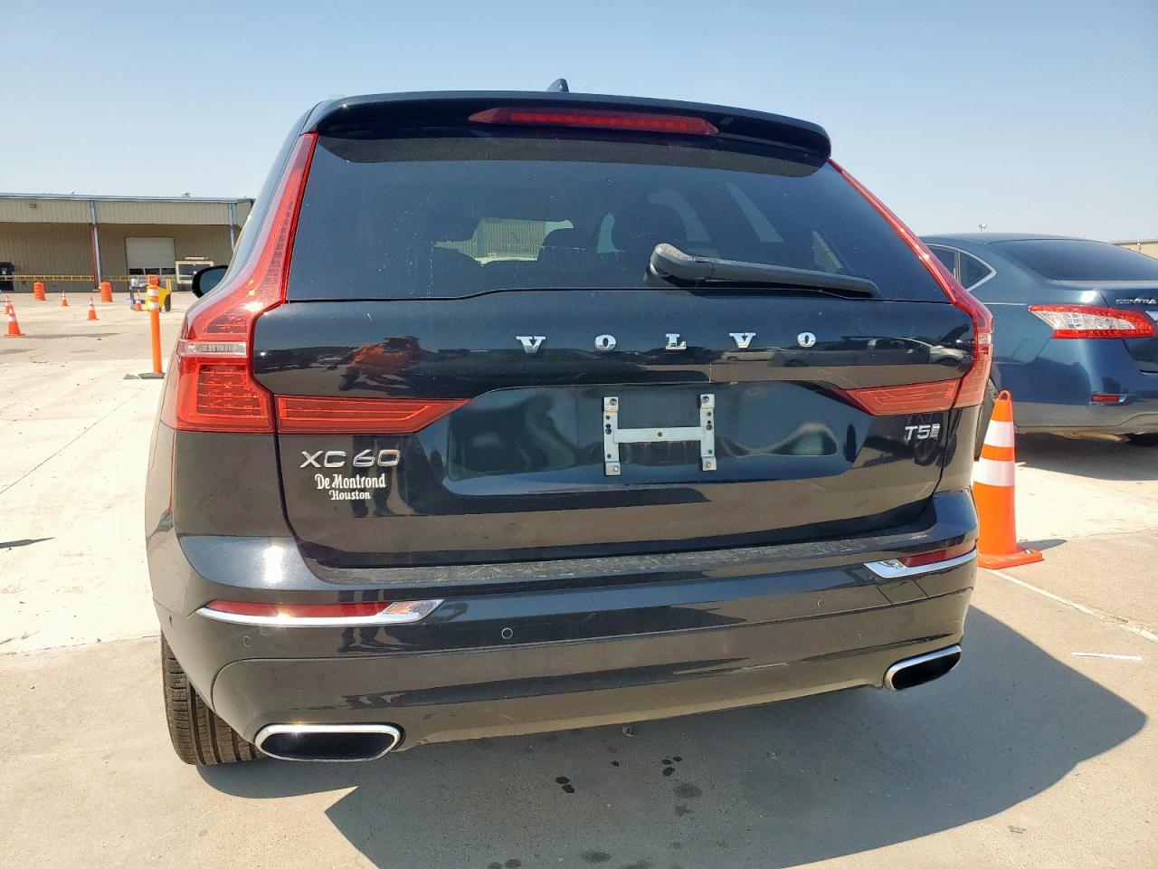 2019 Volvo Xc60 T5 Inscription VIN: LYV102DL7KB322306 Lot: 72043235