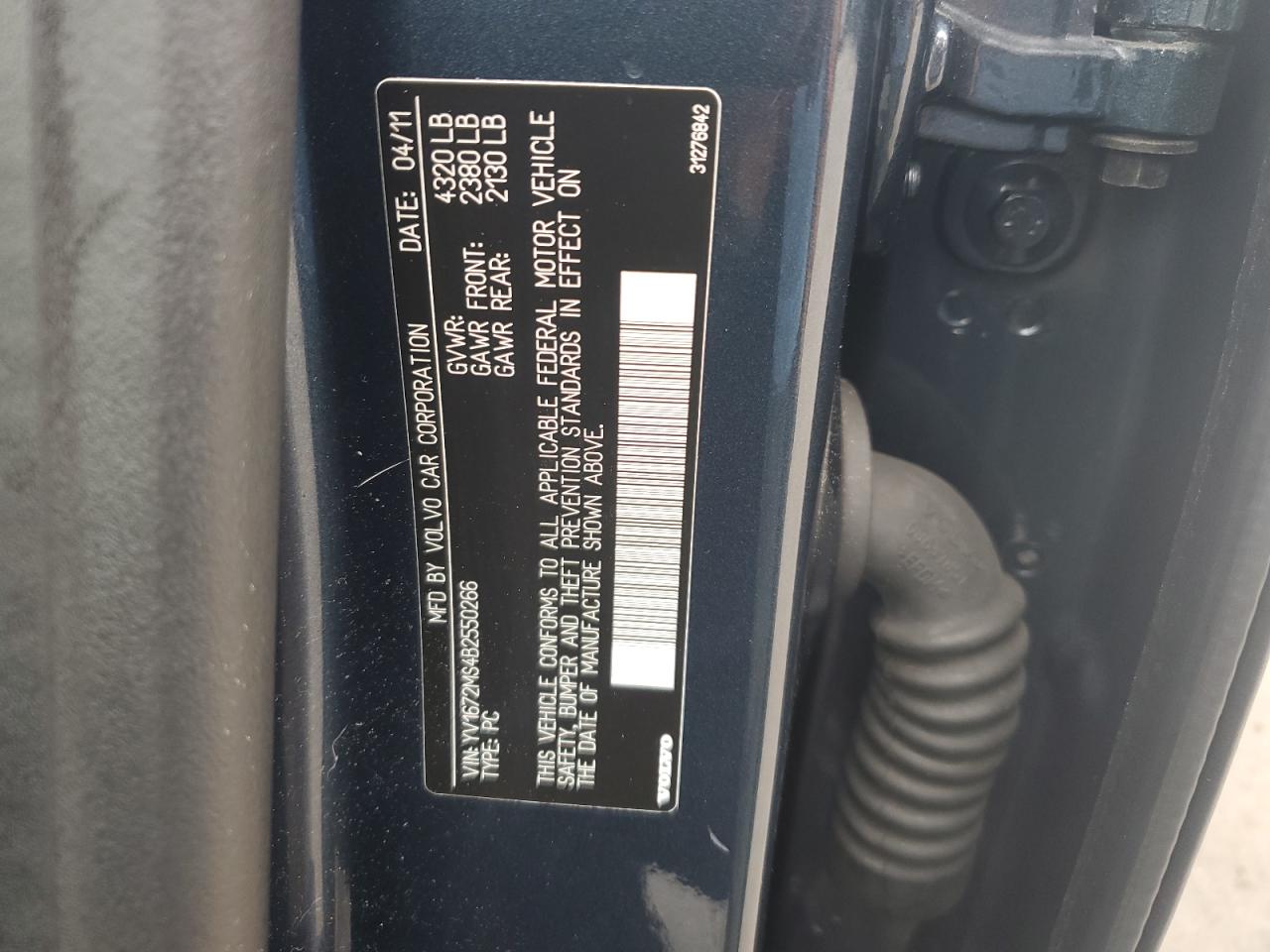 2011 Volvo S40 T5 VIN: YV1672MS4B2550266 Lot: 84420905