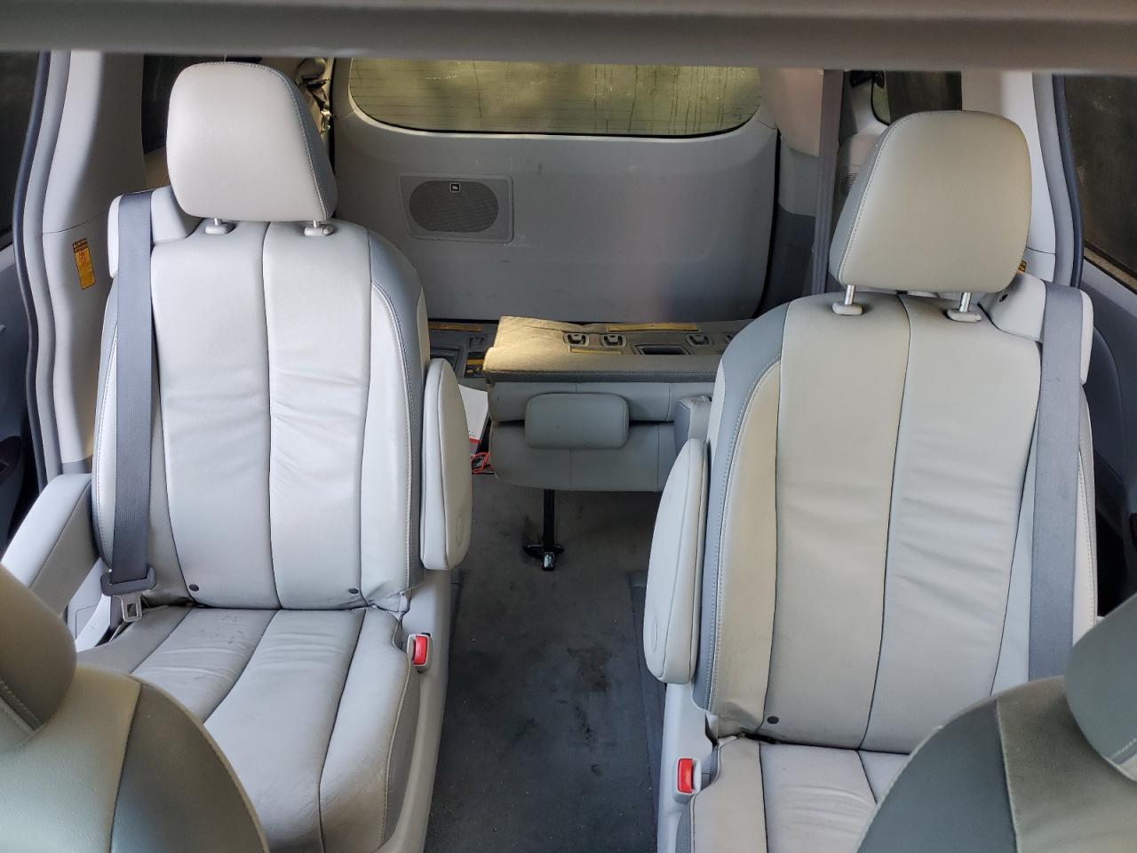 2014 Toyota Sienna Xle VIN: 5TDYK3DC7ES429434 Lot: 81621905