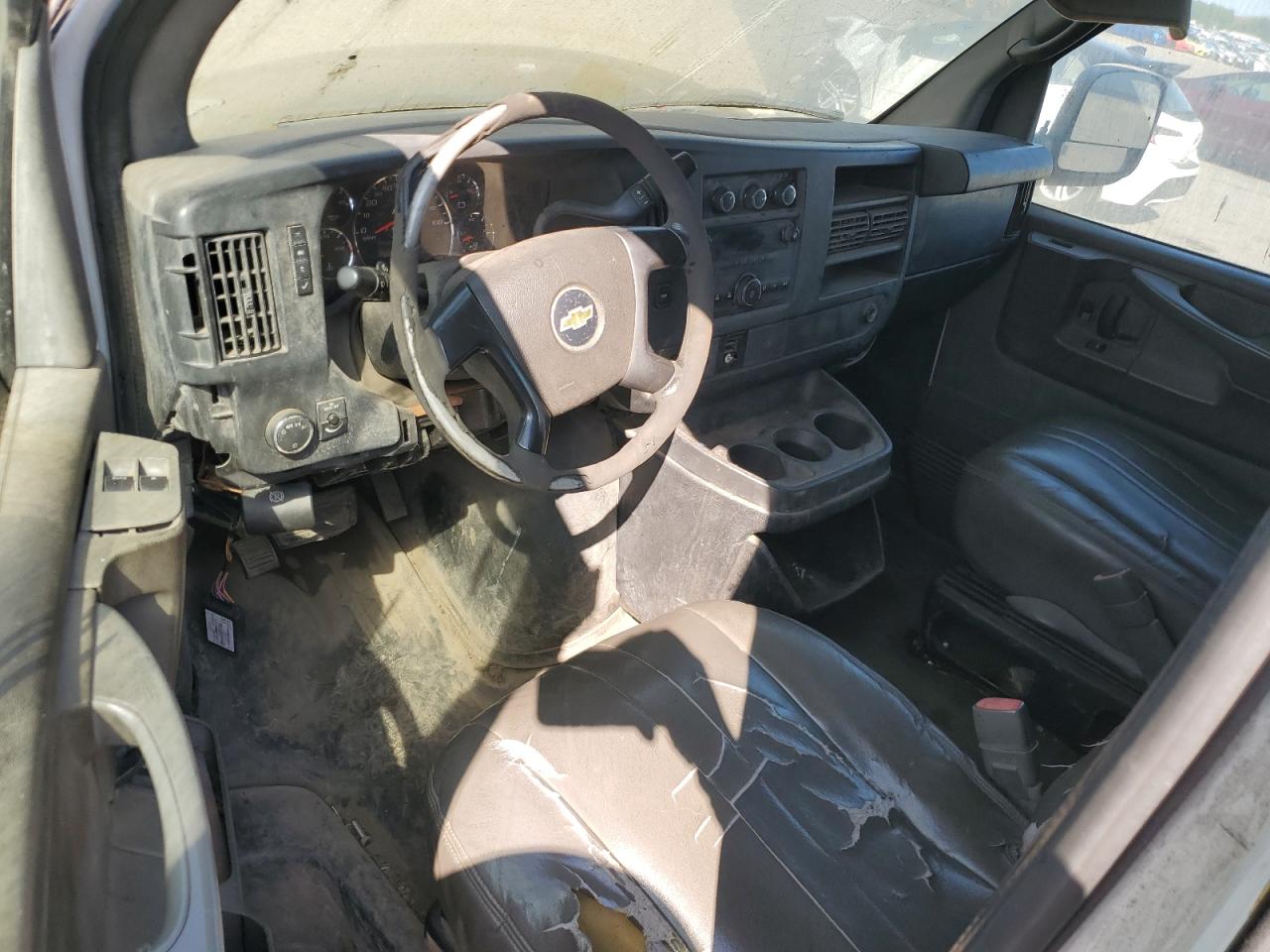 2011 Chevrolet Express G2500 VIN: 1GCWGFCA7B1126575 Lot: 81017105