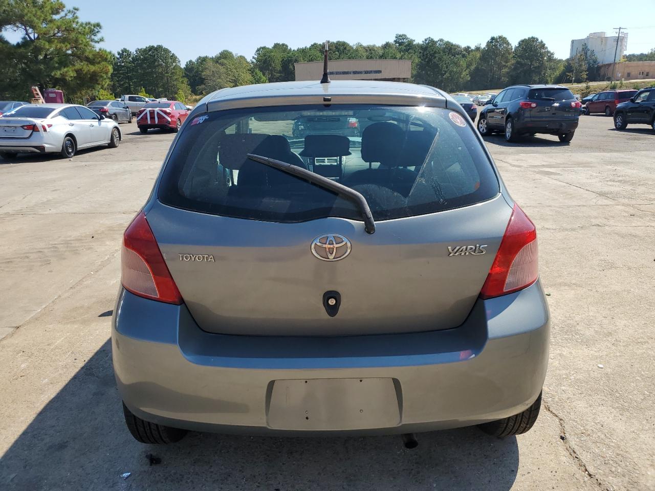 2007 Toyota Yaris VIN: JTDJT923275082317 Lot: 80937925