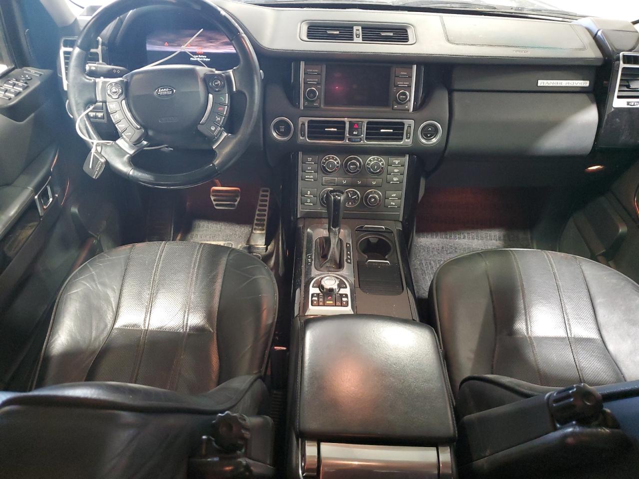 2009 Land Rover Range Rover Hse Luxury VIN: SALMF1E41BA348400 Lot: 81210175