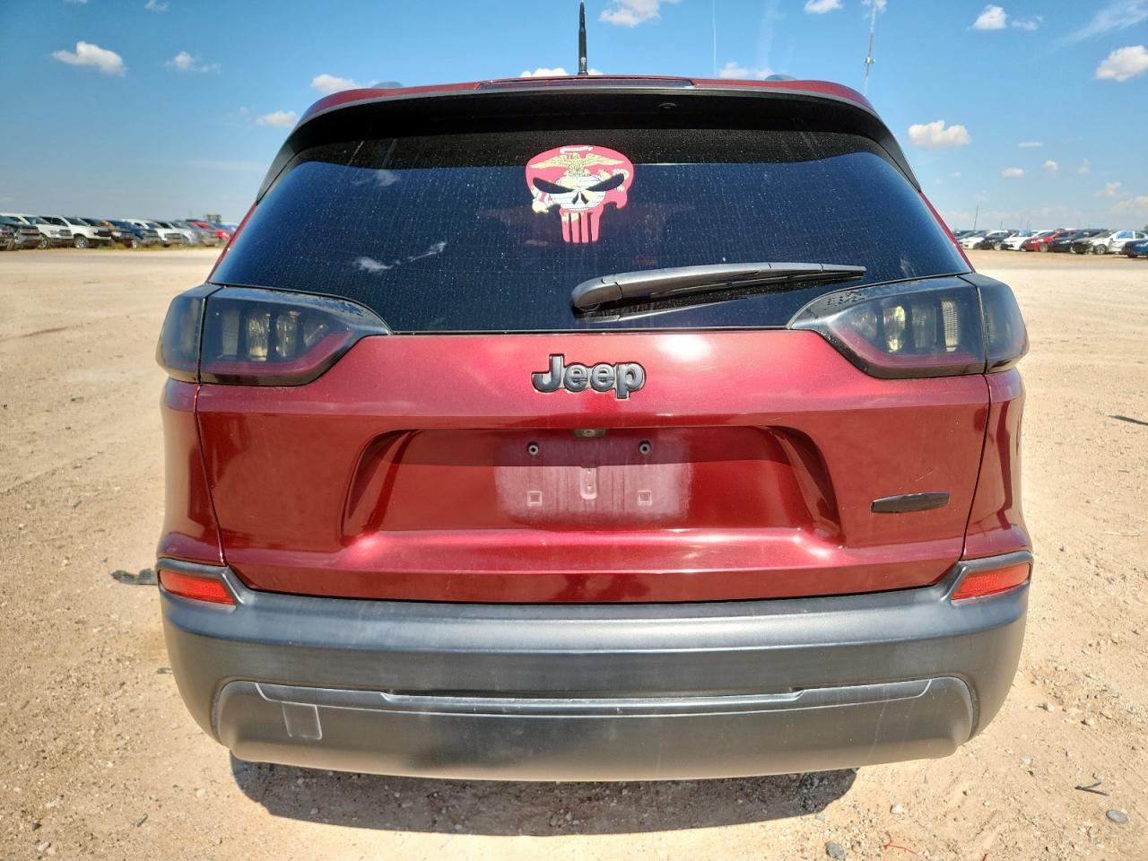 2019 Jeep Cherokee Latitude VIN: 1C4PJLCBXKD205024 Lot: 70768735