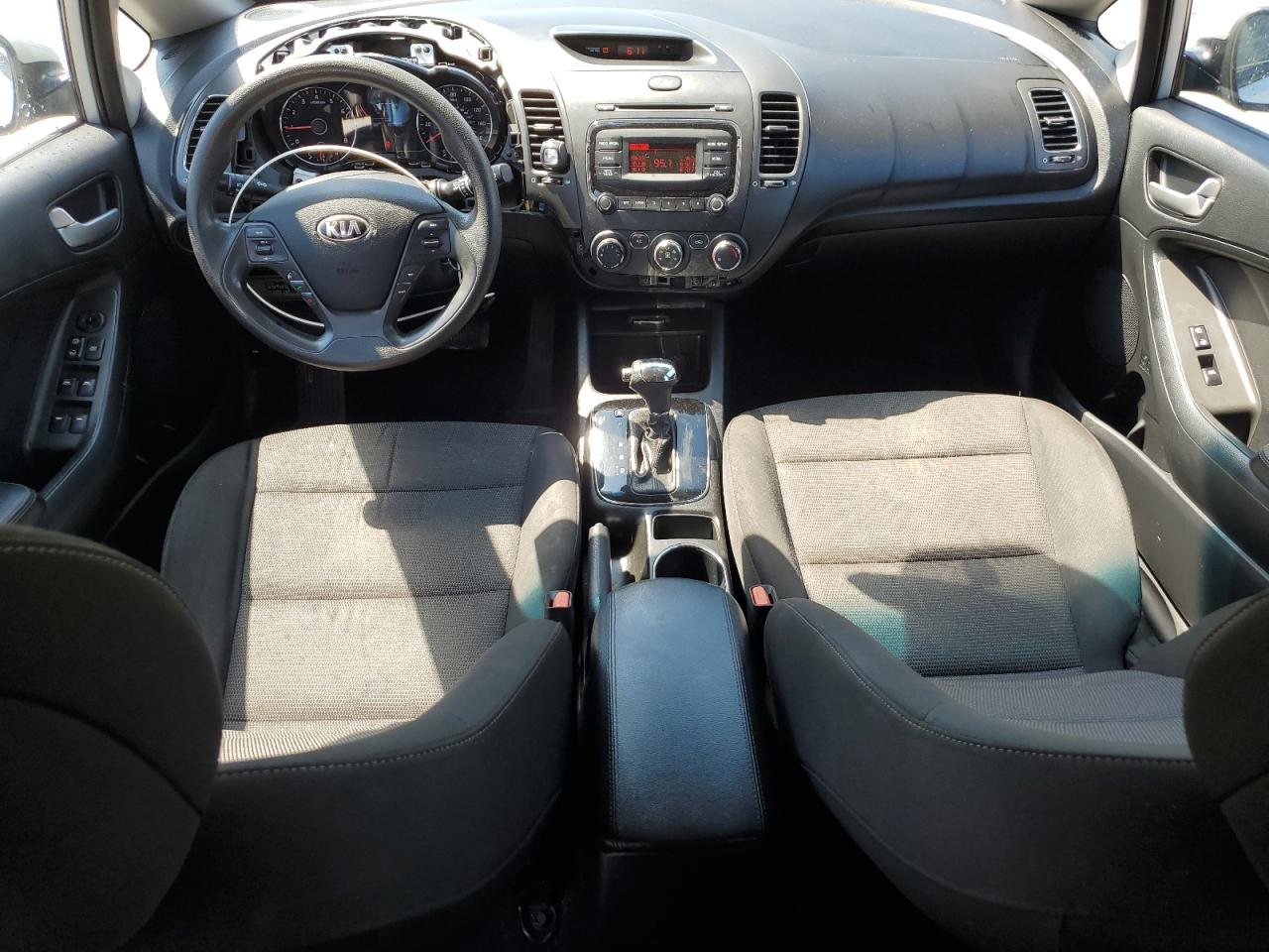 2017 Kia Forte Lx VIN: KNAFK5A86H5713633 Lot: 80143465