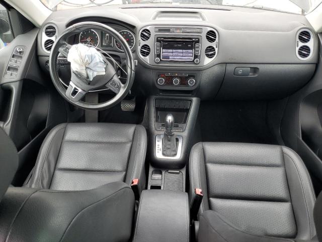  VOLKSWAGEN TIGUAN 2012 Черен