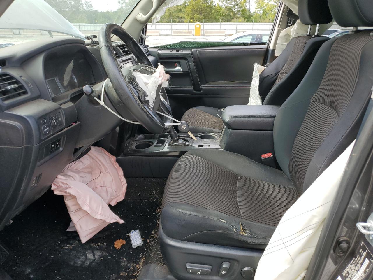 2015 Toyota 4Runner Sr5/Sr5 Premium VIN: JTEBU5JR2F5264285 Lot: 84395825