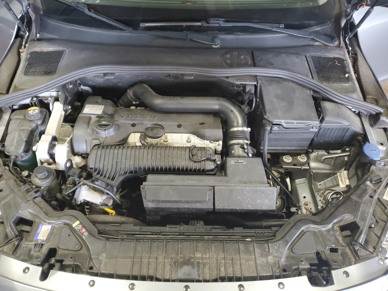 2016 Volvo S60 Cross Country T5 VIN: YV4612UM2G2000755 Lot: 83839815