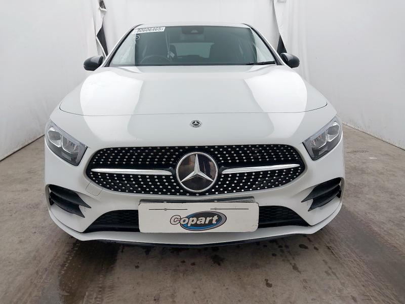 2023 MERCEDES-BENZ A 200 AMG LINE EXECUTIVE 
